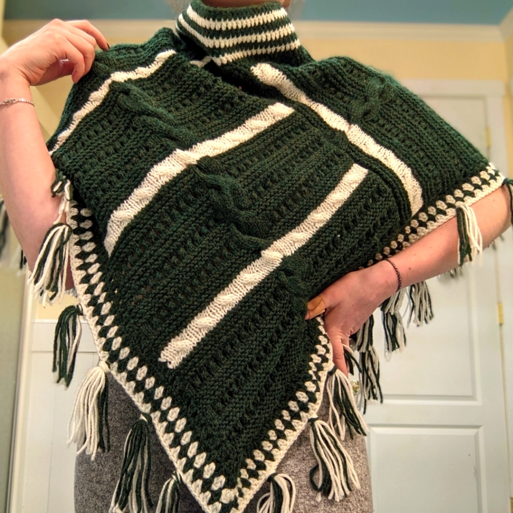 Turtleneck handwoven poncho green and white with tassels vintage